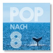 Walflosse und das Pop-nach-8-Logo im Meer